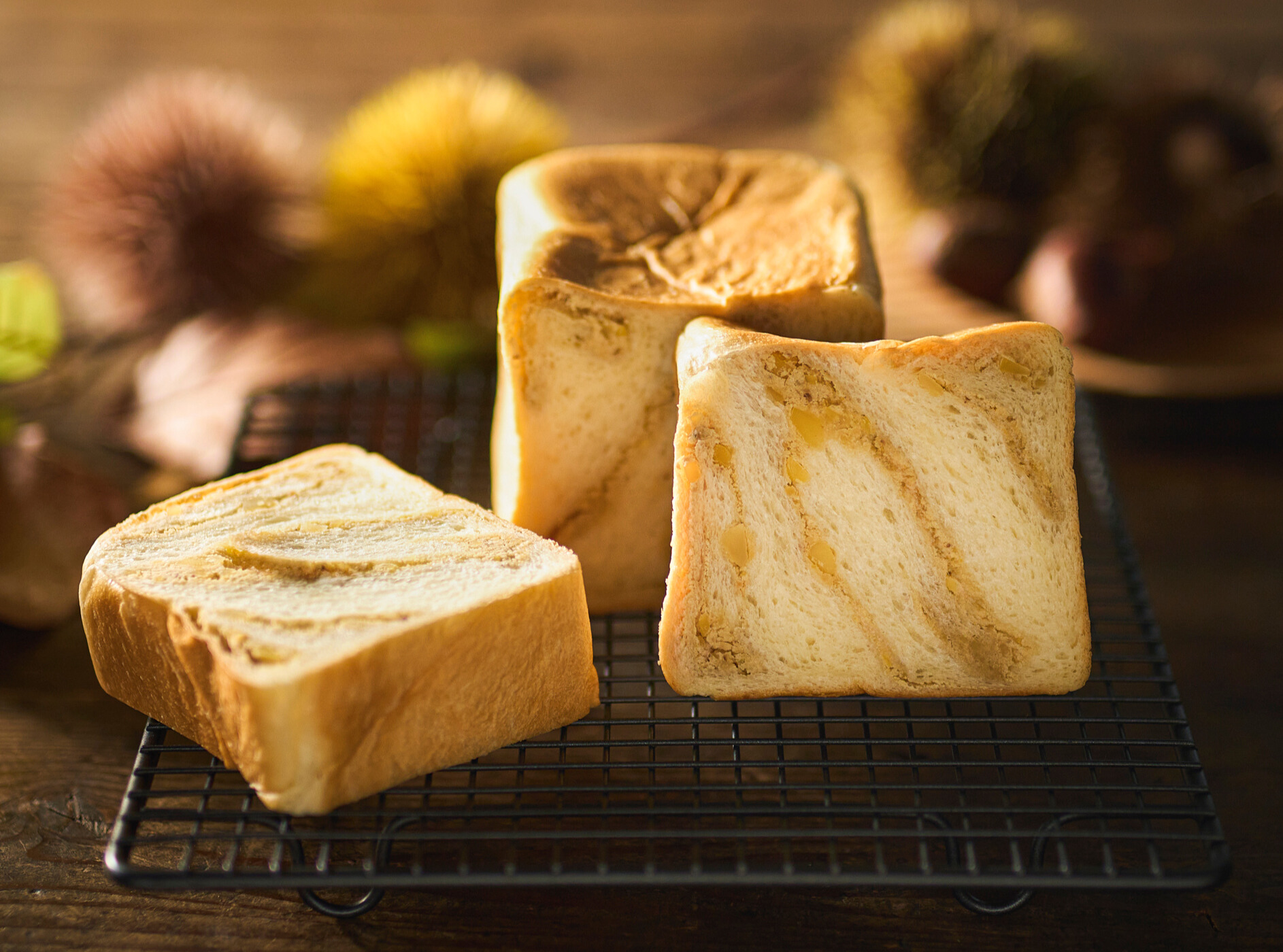 栗きんとん生食パンの断面写真