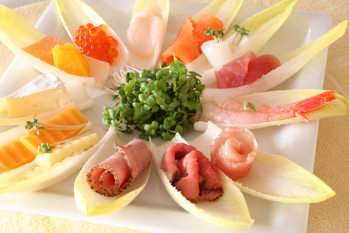 国産 ちこり 英名 チコリ フランス語 アンディーブ 岐阜 中津川 ちこり村 本店 国産 ちこり 英名 チコリ フランス語 アンディーブ 岐阜 中津川 ちこり村 本店